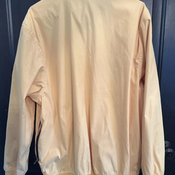 Izod Golf XFG Men's Windbreaker Jacket Medium Yellow Pullover Golfer EUC - Picture 2 of 5